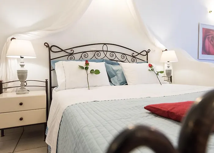 Yades - Sea View - Adults Only Apart Otel