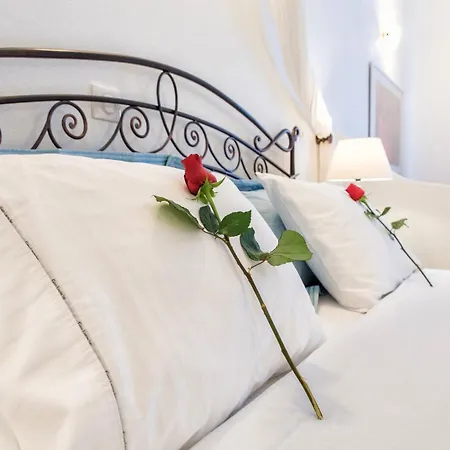 Hotel apartamentowy Yades - Sea View - Adults Only 4*