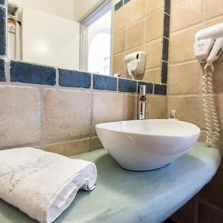 Yades - Sea View - Adults Only 2* Náousa