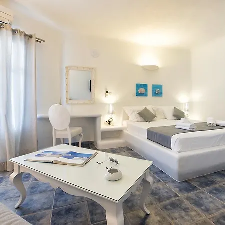 Yades - Sea View - Adults Only 2*