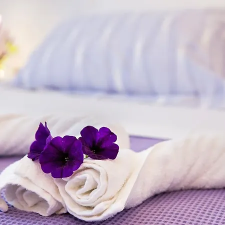 Yades - Sea View - Adults Only 2*