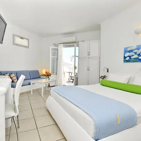Hotel apartamentowy Yades - Sea View - Adults Only