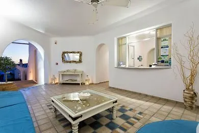 Hotel apartamentowy Yades - Sea View - Adults Only 4*